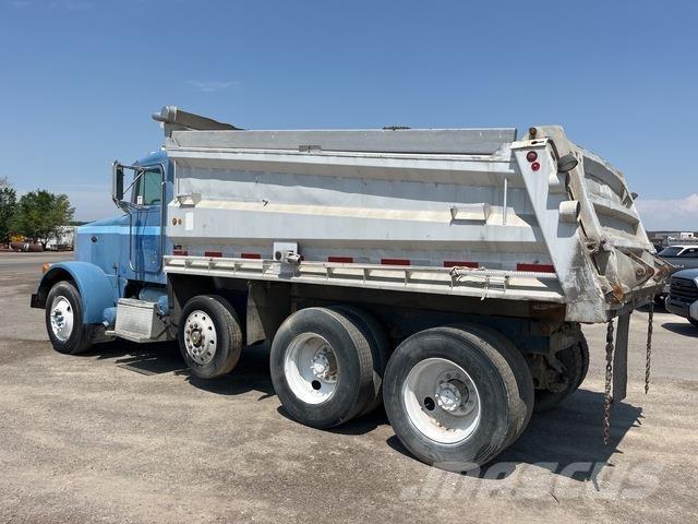 Peterbilt 378 Pašizgāzējs