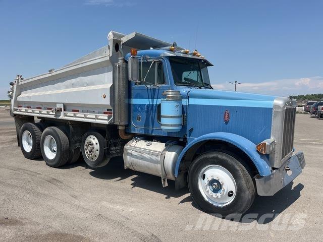 Peterbilt 378 Pašizgāzējs