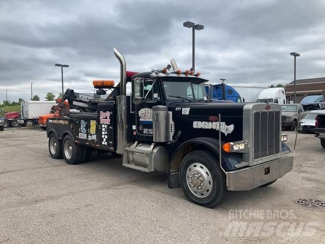 Peterbilt 379 Evakuators ar manipulatoru