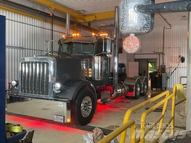 Peterbilt 388 Vilcēji