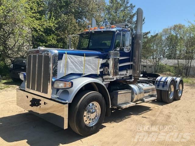 Peterbilt 388 Vilcēji