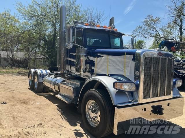 Peterbilt 388 Vilcēji