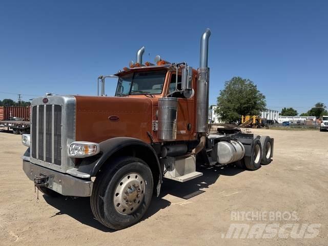 Peterbilt 388 Vilcēji
