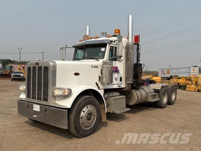 Peterbilt 388 Evakuators ar manipulatoru