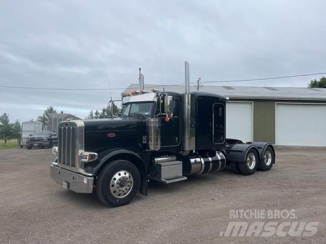 Peterbilt 388 Vilcēji