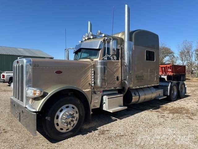 Peterbilt 389 Vilcēji