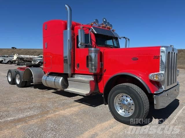 Peterbilt 389 Vilcēji