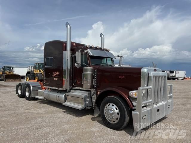 Peterbilt 389 Vilcēji