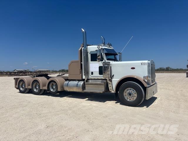 Peterbilt 389 Evakuators ar manipulatoru