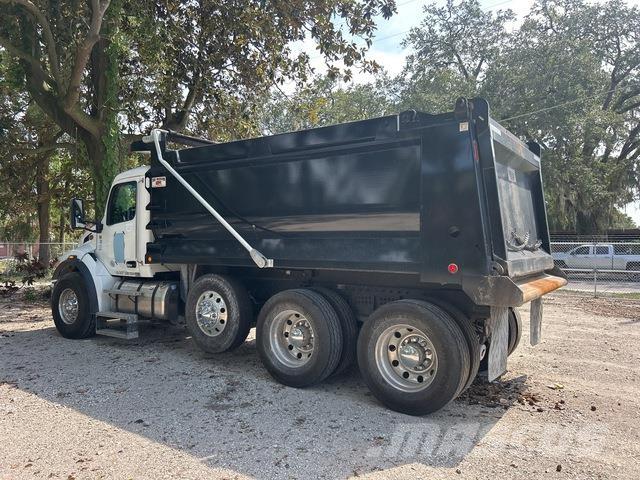 Peterbilt 548 Pašizgāzējs