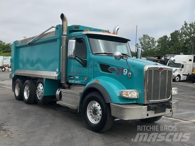 Peterbilt 567 Pašizgāzējs