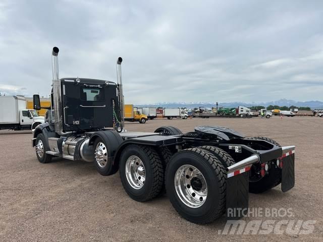 Peterbilt 567 Vilcēji