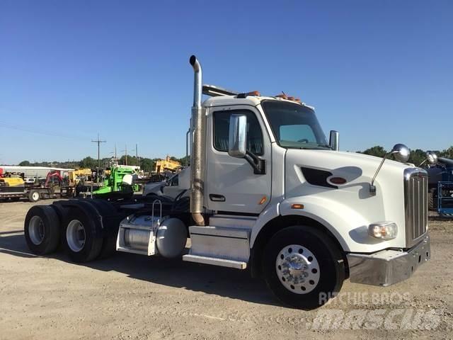 Peterbilt 567 Vilcēji