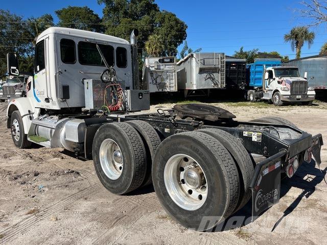 Peterbilt 567 Vilcēji