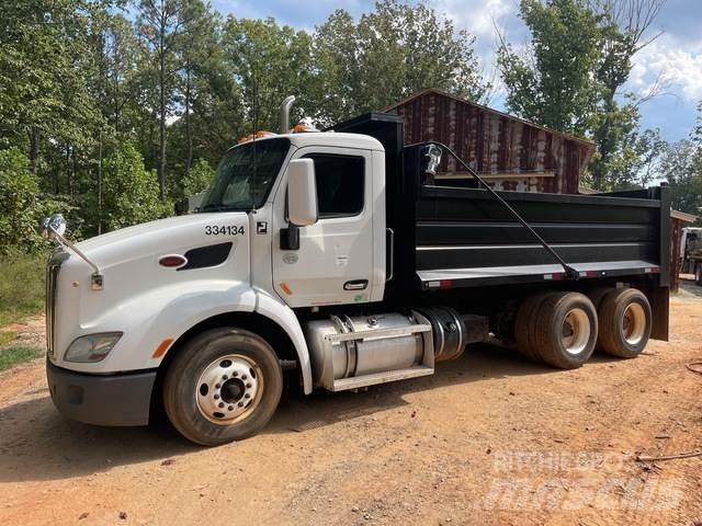Peterbilt 579 Pašizgāzējs