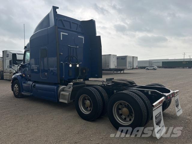 Peterbilt 579 Vilcēji