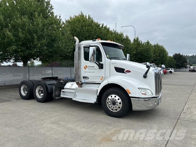 Peterbilt 579 Vilcēji