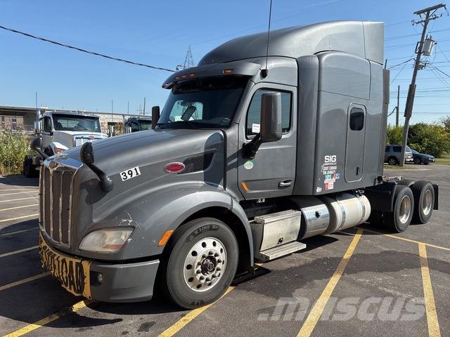 Peterbilt 579 Vilcēji