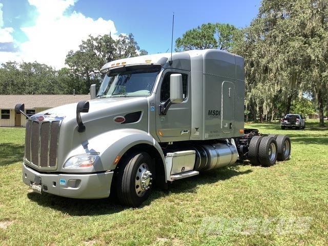 Peterbilt 579 Vilcēji