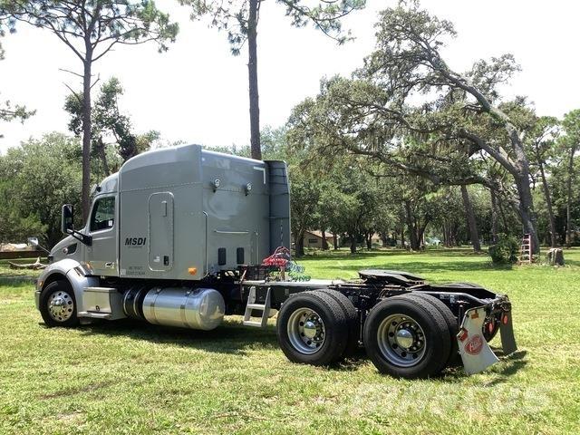 Peterbilt 579 Vilcēji