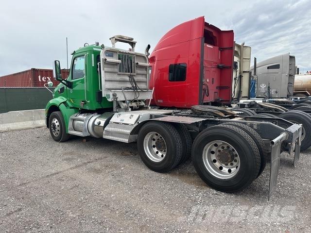 Peterbilt 579 Vilcēji
