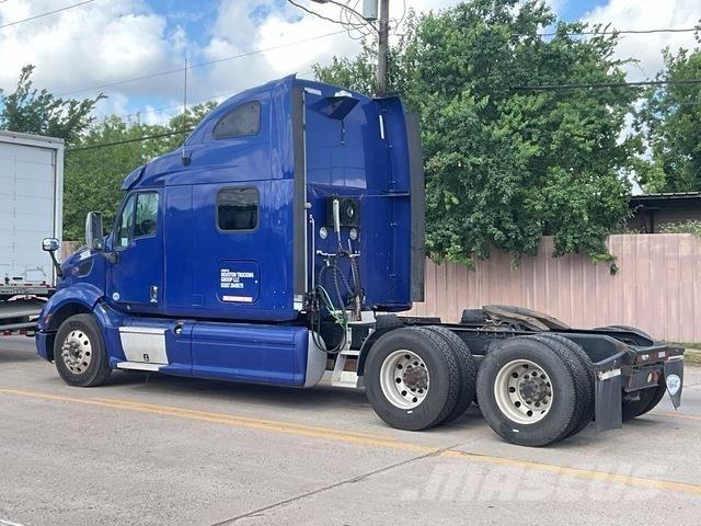 Peterbilt 587 Vilcēji