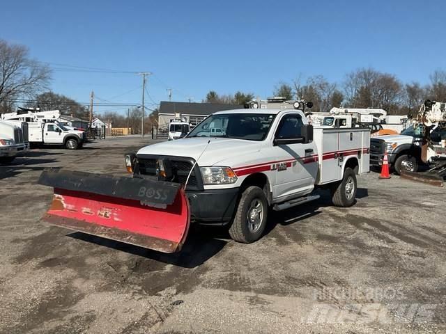 RAM 3500 Vieglais kravas automobilis/izkraušana no sāniem
