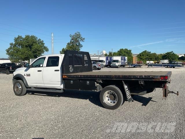 RAM 4500 Platformas/izkraušana no sāniem