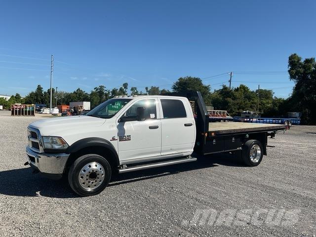 RAM 4500 Platformas/izkraušana no sāniem