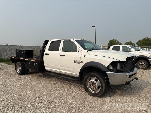 RAM 5500 Platformas/izkraušana no sāniem