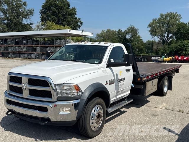 RAM 5500 Evakuators ar manipulatoru