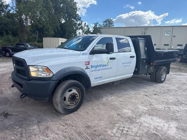 RAM 5500 Platformas/izkraušana no sāniem