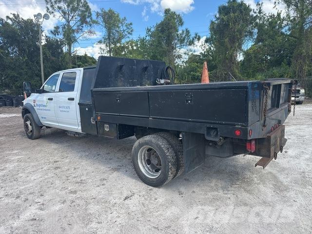 RAM 5500 Platformas/izkraušana no sāniem