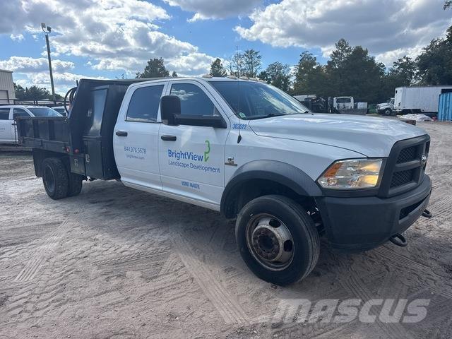 RAM 5500 Platformas/izkraušana no sāniem