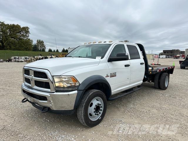 RAM 5500 Platformas/izkraušana no sāniem