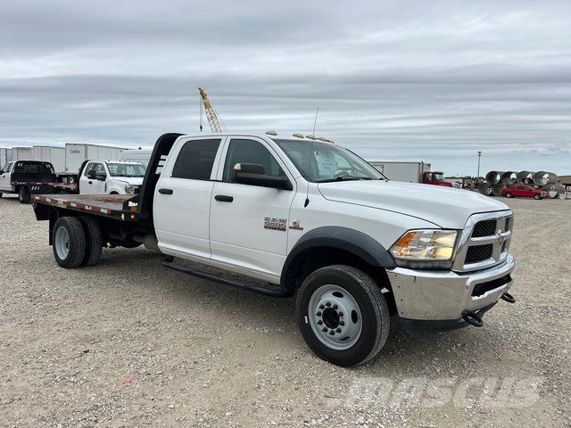 RAM 5500 Platformas/izkraušana no sāniem
