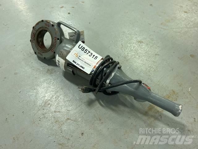  Ridgid 700 Cauruļvadu iekārtas