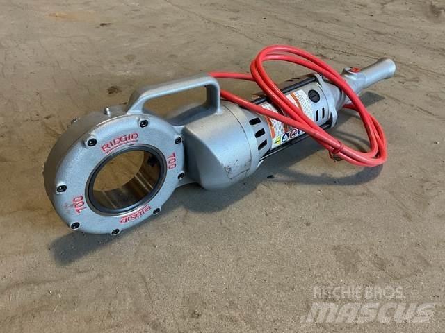  Ridgid 700-T2 Cauruļvadu iekārtas