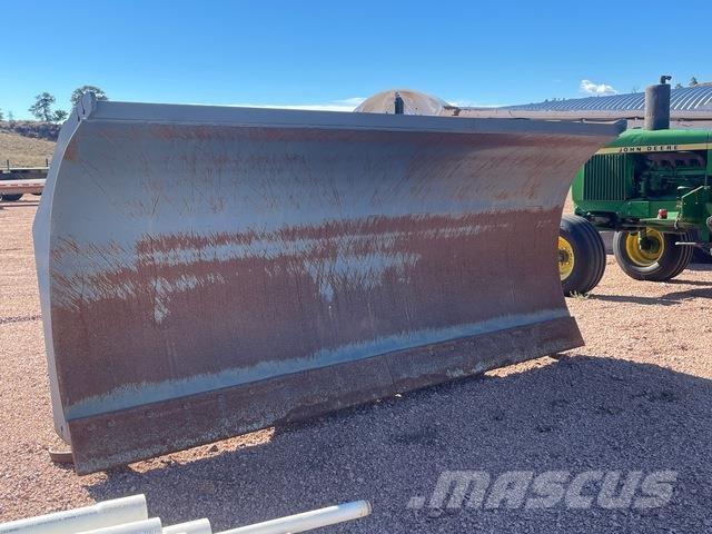  RY Ind. Sniega naži un tīrītāji