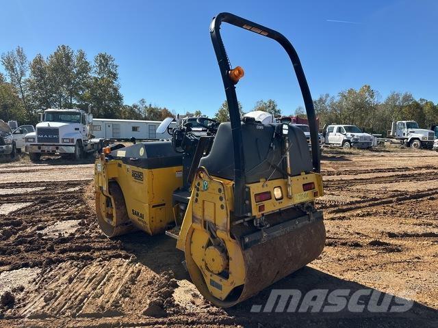 Sakai SW502S-1 Divvalču grunts veltņi