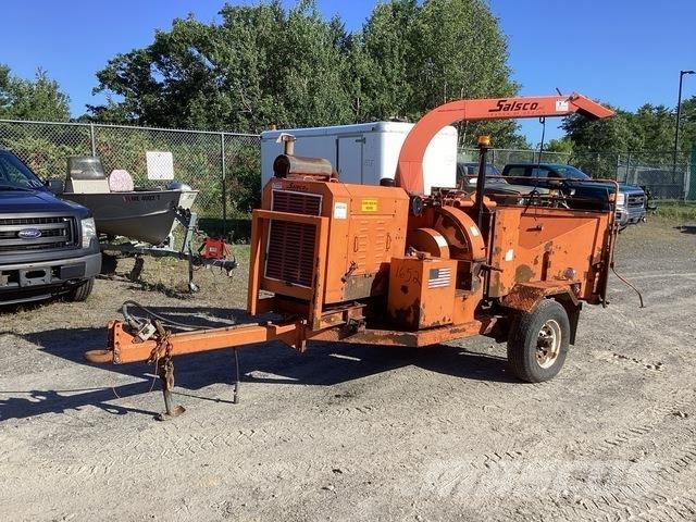  Salsco 810 Koksnes šķeldotāji