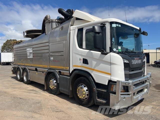 Scania G450 Kombinētās vakumsūkņa mašīnas