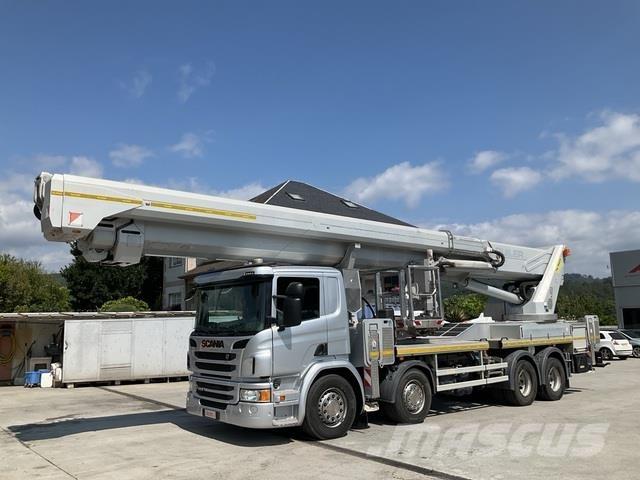 Scania P410LB Pacēlāji uz automašīnas bāzes