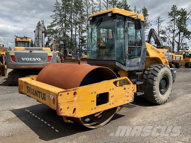 Shantui SR10P Vienvalča grunts veltņi