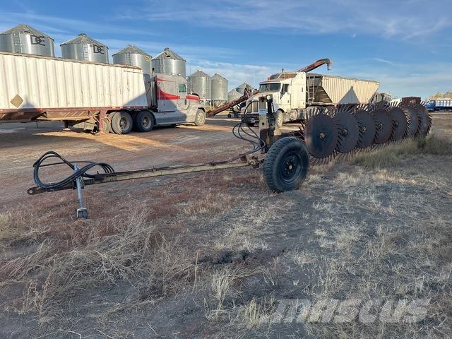  Shur-Way Cita augsnes apstrādes tehnika un papildaprīkojums