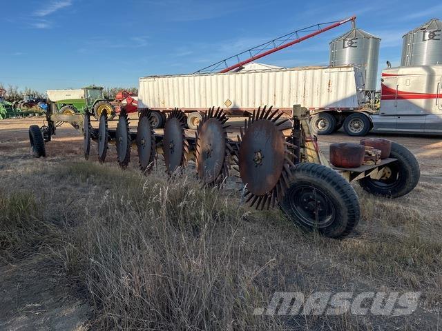  Shur-Way Cita augsnes apstrādes tehnika un papildaprīkojums
