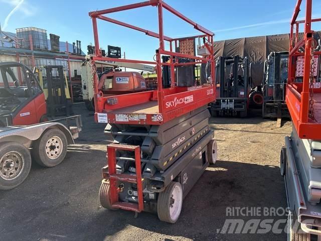 SkyJack 3226 Šķerveida pacēlāji