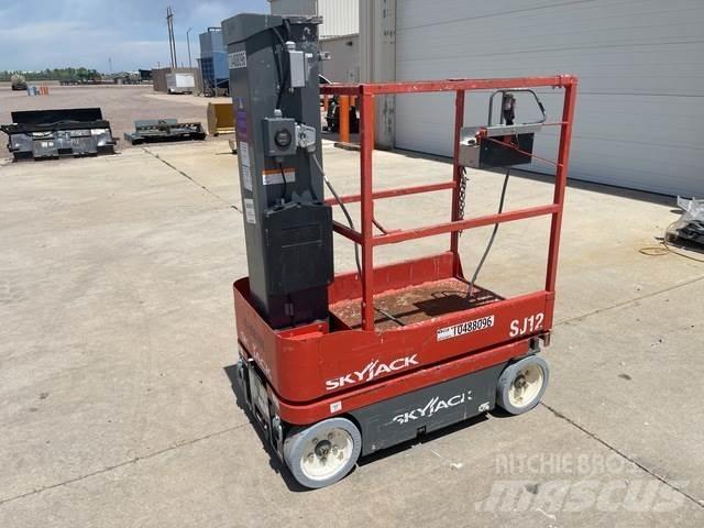 SkyJack SJ12 Vertikālie pacēlāji