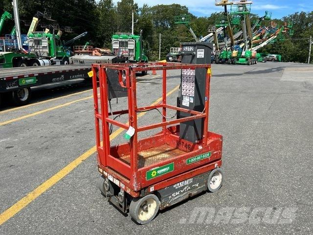 SkyJack SJ12 Vertikālie pacēlāji