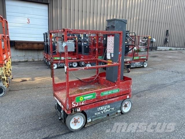 SkyJack SJ12 Vertikālie pacēlāji
